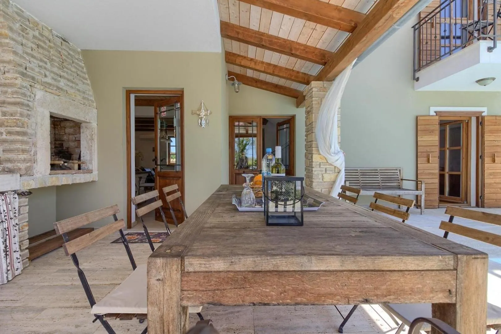 Ferienhaus Mit Privatpool Fuer 8 Personen Ca 179 Qm In Jursici, Istrien Binnenland Von Istrien Svetvinčenat