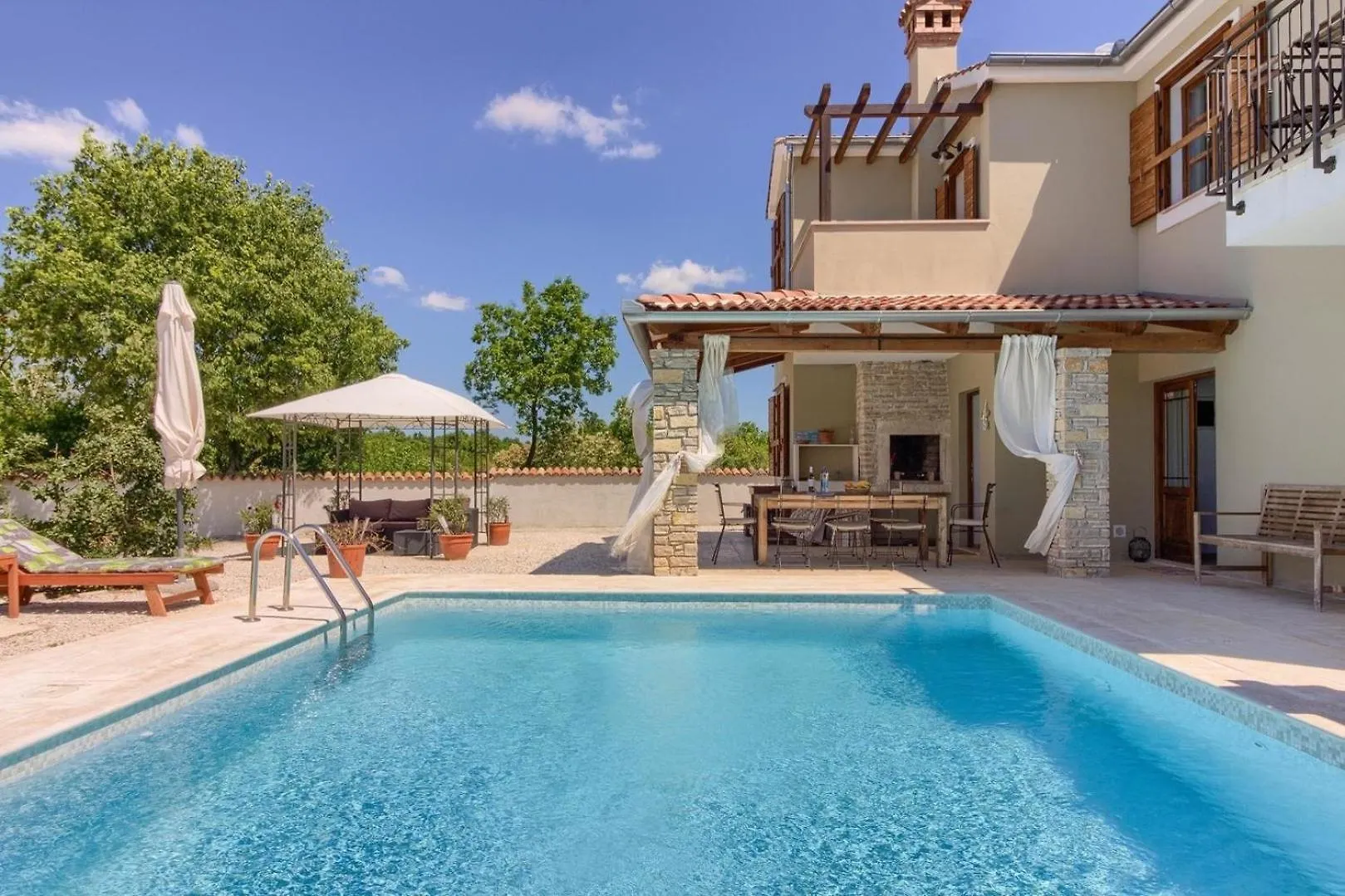 度假居 Ferienhaus Mit Privatpool Fuer 8 Personen Ca 179 Qm In Jursici, Istrien Binnenland Von Istrien Svetvinčenat